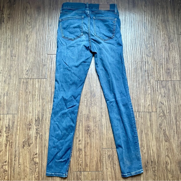 Madewell Mid-Rise Roadtripper Authentic Jeans (26) - Picture 5 of 9